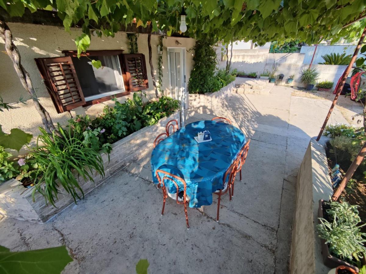 Apartments Bepa Makarska Exterior photo